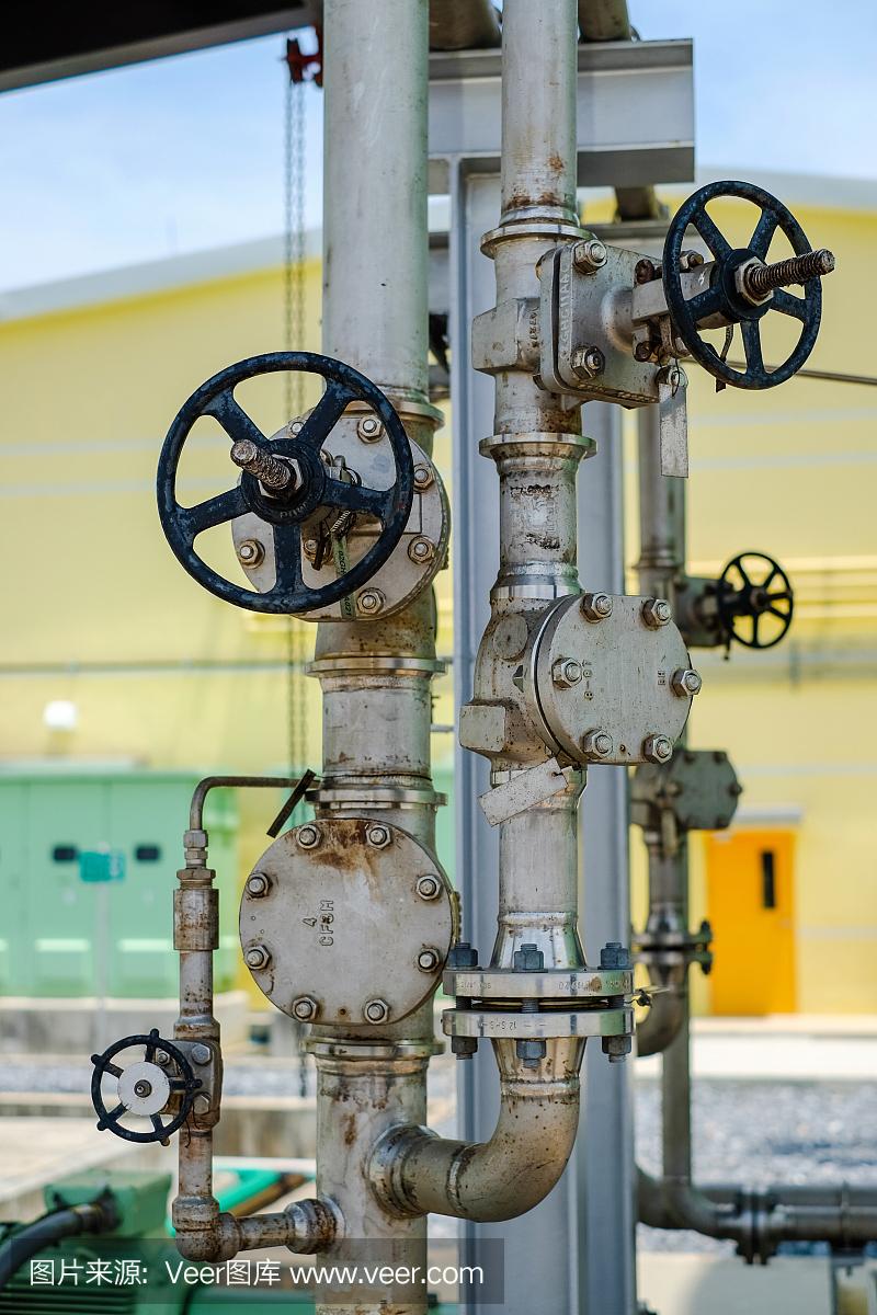 壓力表、閥門和儀表